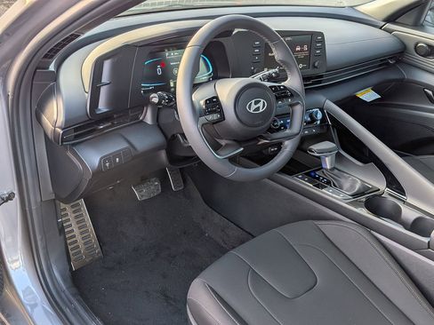 New 2026 Hyundai Elantra SEL Sport image 8