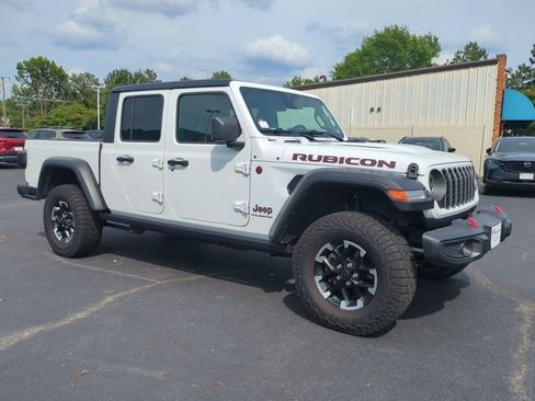 Used 2026 Jeep Gladiator Rubicon AWD/4WD image 2