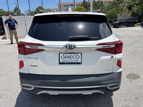 Used 2021 Kia Seltos S FWD image 3