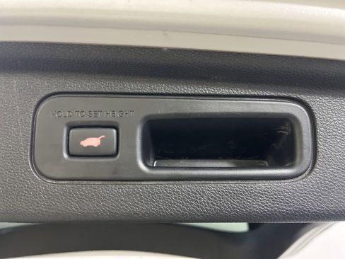 Used 2024 Honda Odyssey Elite image 14