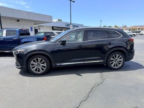Used 2023 MAZDA CX-9 Signature AWD/4WD image 2