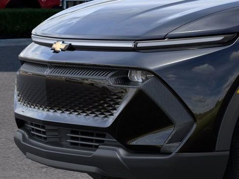 New 2026 Chevrolet Equinox EV LT image 13