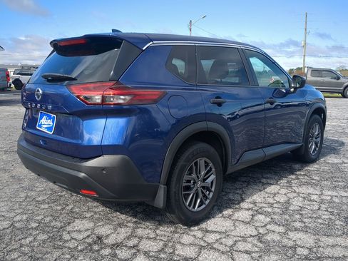 Used 2021 Nissan Rogue S image 3