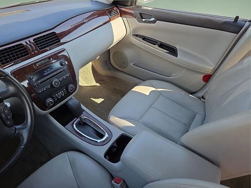 Used 2011 Chevrolet Impala LT w/ Luxury Edition Package image 12