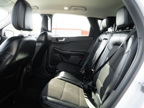 Used 2024 Ford Escape SE FWD image 24
