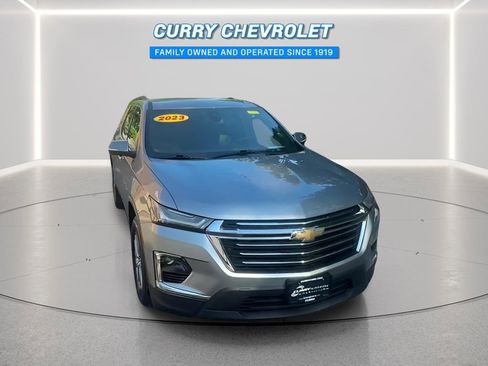 Used 2023 Chevrolet Traverse LT AWD/4WD image 4
