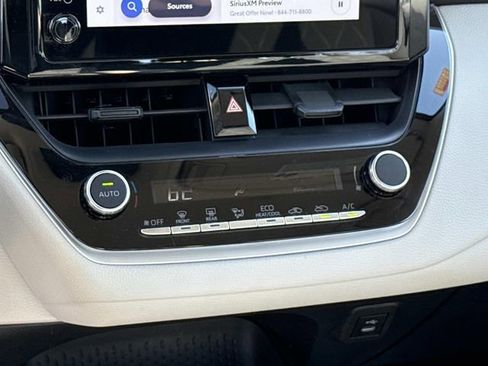 Used 2024 Toyota Corolla LE image 21