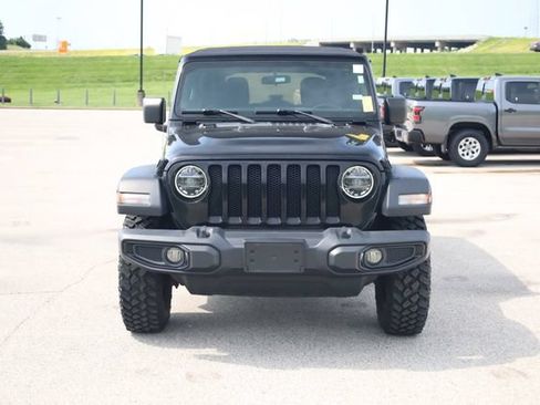 Used 2020 Jeep Wrangler Unlimited Sport AWD/4WD image 2