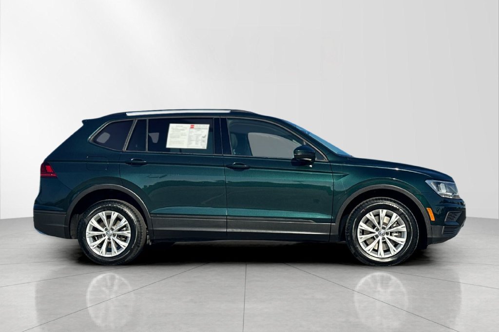 Used 2019 Volkswagen Tiguan S w/ 3rd Row Seat Package AWD/4WD image 7