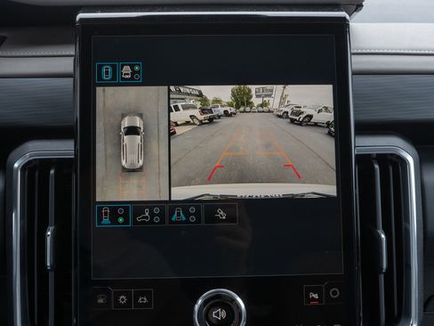 New 2026 GMC Acadia Elevation w/ Elevation Premium Package image 17