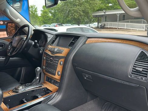 Used 2014 INFINITI QX80 4WD image 24