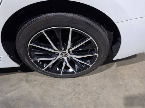 Used 2021 Toyota Camry SE FWD image 20