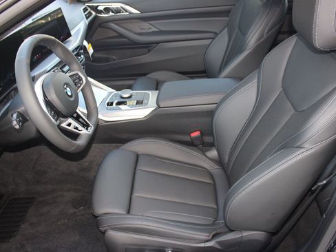 Used 2026 BMW 430i xDrive Coupe w/ M Sport Package AWD/4WD image 5