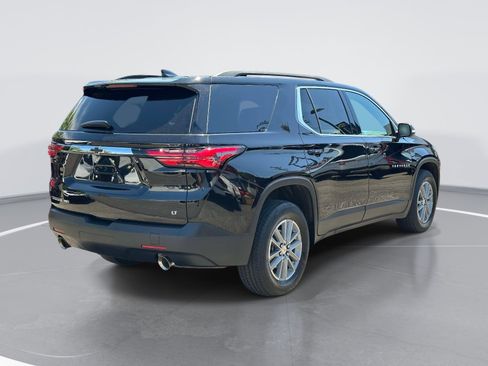 Used 2023 Chevrolet Traverse LT AWD/4WD image 5
