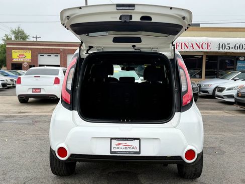 Used 2014 Kia Soul ! w/ Sun & Sound Package FWD image 4
