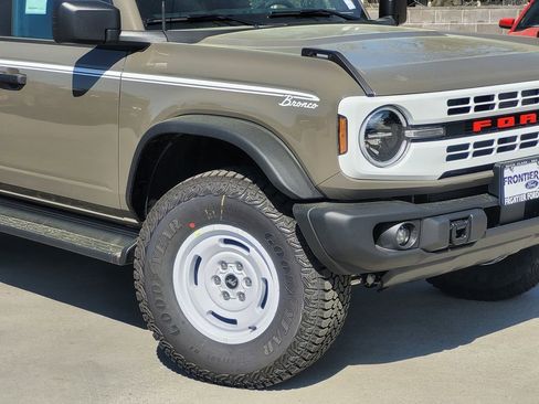 New 2026 Ford Bronco Heritage Edition AWD/4WD image 35