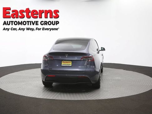 Used 2023 Tesla Model Y AWD image 33