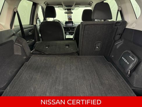 Certified 2025 Nissan Rogue SV image 44