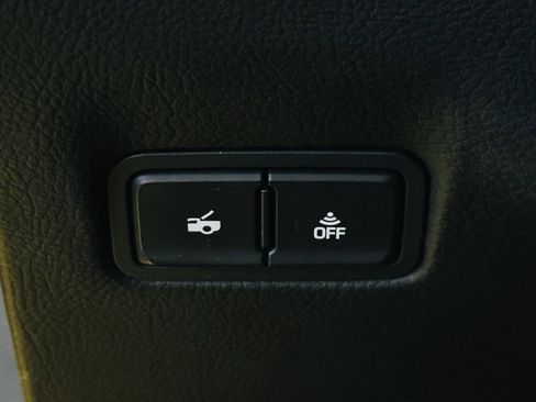 Used 2016 Chevrolet Corvette Z06 w/ 3LZ Preferred Equipment Group RWD image 29