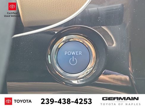 Used 2019 Toyota Prius LE FWD image 32