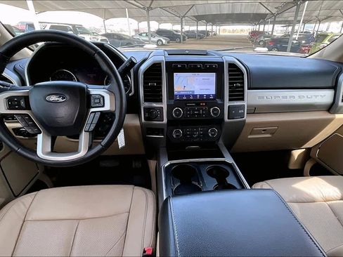 Used 2020 Ford F250 Lariat w/ Lariat Value Package image 14