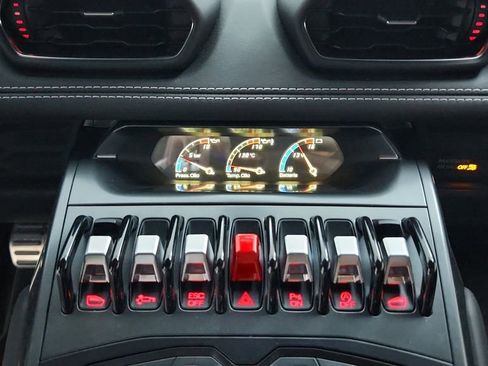 Used 2018 Lamborghini Huracan LP 580-2 image 36