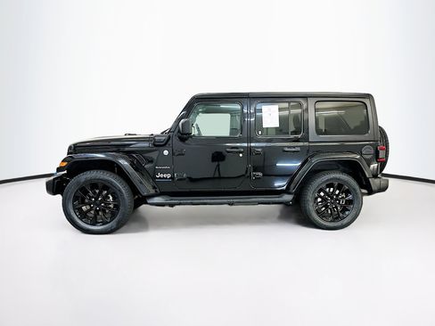 Used 2023 Jeep Wrangler Unlimited Sahara w/ Cold Weather Group AWD/4WD image 4