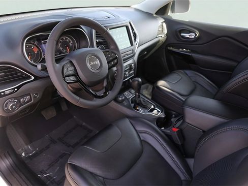 Used 2023 Jeep Cherokee Altitude Lux w/ Lux Elite Package image 13