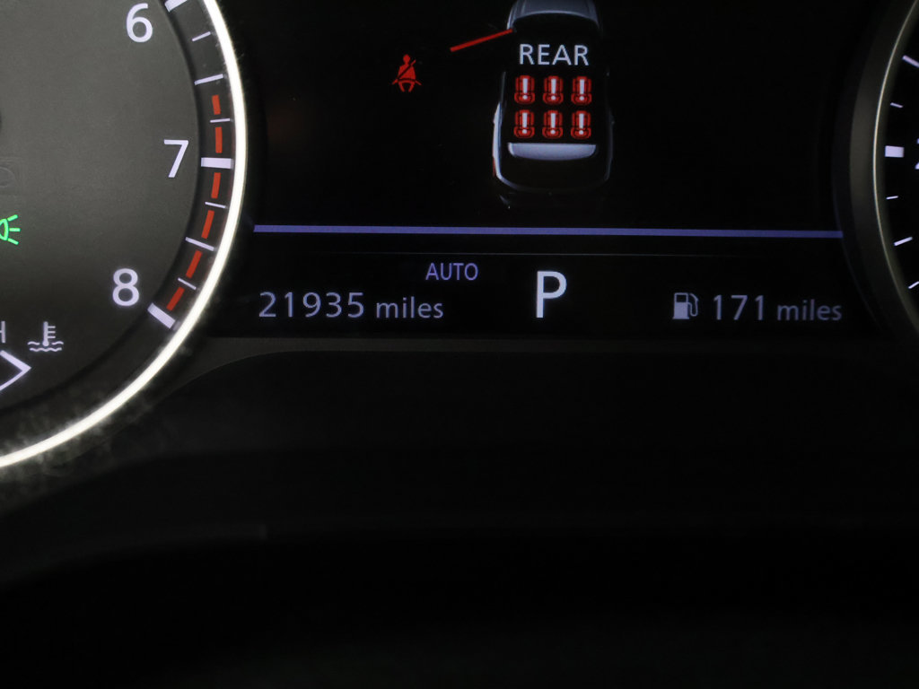 Used 2023 Nissan Pathfinder SL AWD/4WD image 39