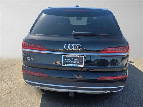 Used 2023 Audi Q7 2.0T Premium w/ Convenience Package AWD/4WD image 4