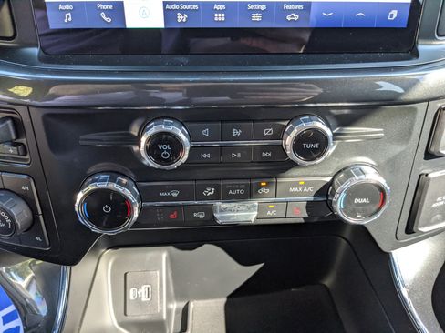 Used 2022 Ford F150 XLT w/ Equipment Group 302A High image 28