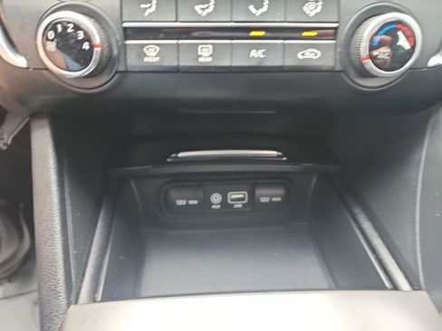 Used 2020 Kia Optima LX image 27