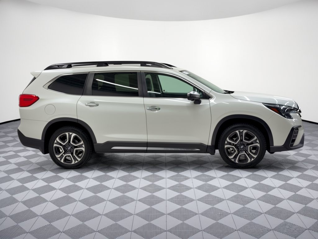 Used 2023 Subaru Ascent Touring AWD/4WD image 8