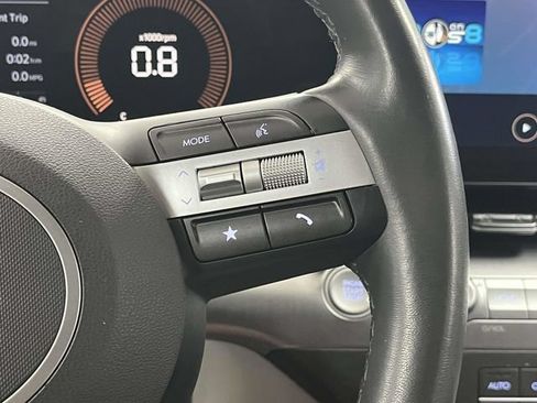 Used 2024 Hyundai Kona SEL AWD/4WD image 31