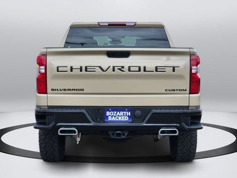 Certified 2023 Chevrolet Silverado 1500 Custom Trail Boss w/ LPO, Dark Essentials Package AWD/4WD image 4