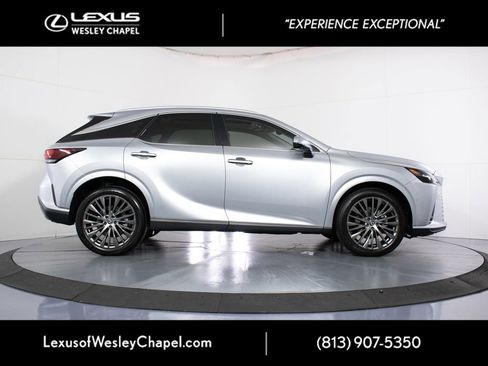 Used 2024 Lexus RX 350 FWD w/ Convenience Package image 4
