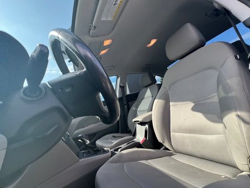 Used 2017 Hyundai Elantra ECO FWD image 13