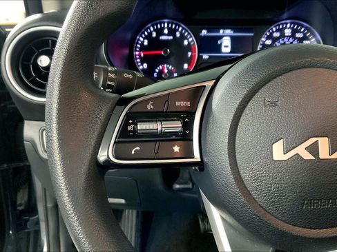 Certified 2024 Kia Forte LXS image 18