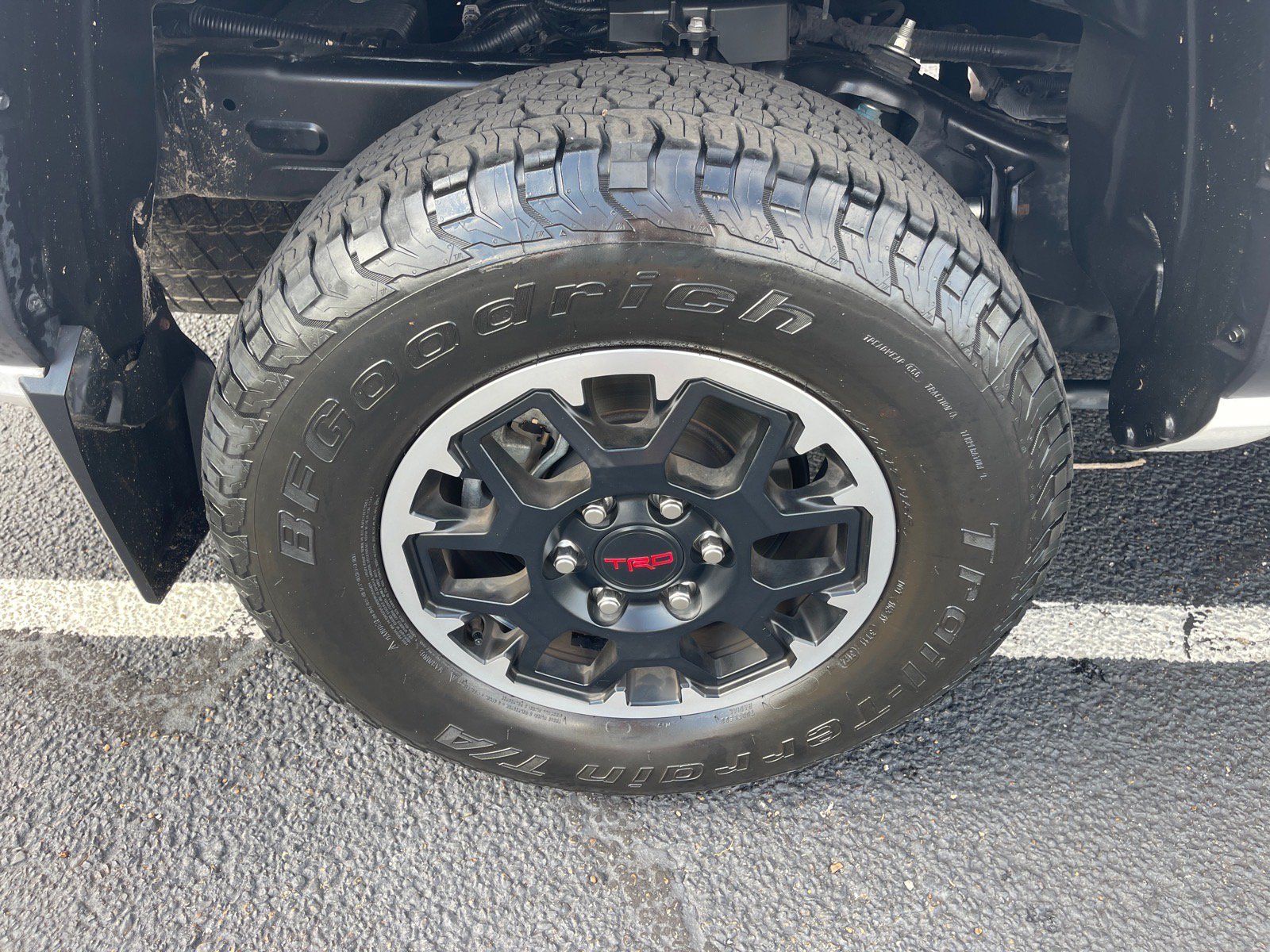 Used 2024 Toyota Tacoma TRD Off-Road AWD/4WD image 22