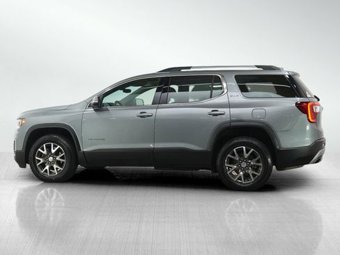 Used 2023 GMC Acadia SLE w/ Driver Convenience Package image 2