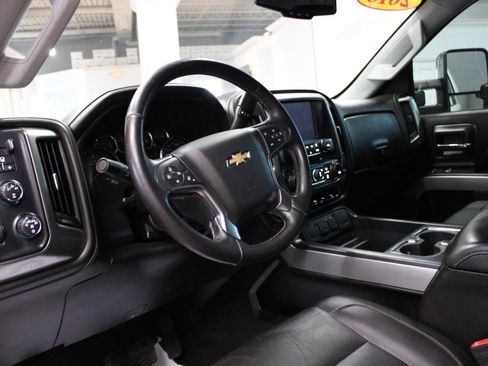 Used 2016 Chevrolet Silverado 2500 LTZ w/ LTZ Plus Package AWD/4WD image 8