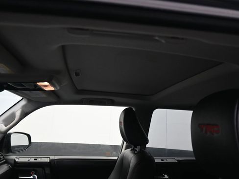 Used 2020 Toyota 4Runner TRD Off-Road Premium image 3