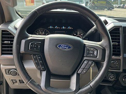 Used 2019 Ford F150 XLT w/ Equipment Group 302A Luxury AWD/4WD image 9