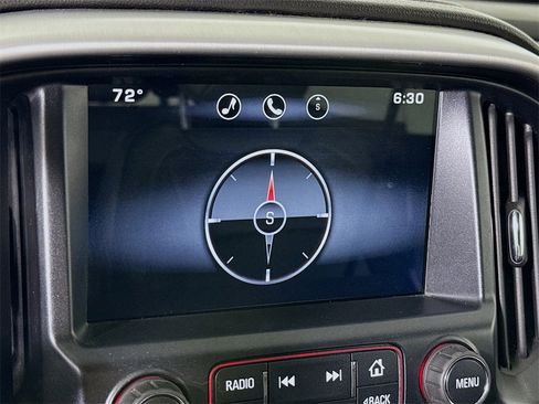 Used 2015 GMC Canyon SLT image 5