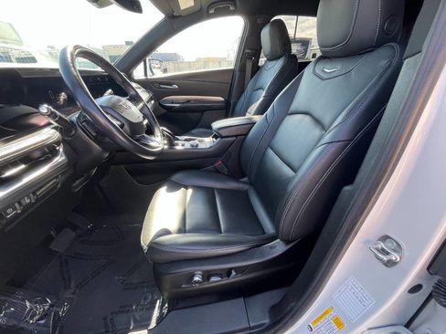 Used 2024 Cadillac XT4 Premium Luxury image 26