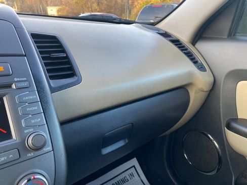 Used 2013 Kia Soul ! image 25