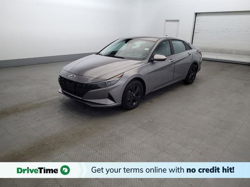 Used 2023 Hyundai Elantra SEL FWD image 1