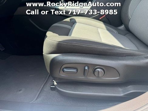 Used 2023 Chevrolet Blazer LT AWD/4WD image 33