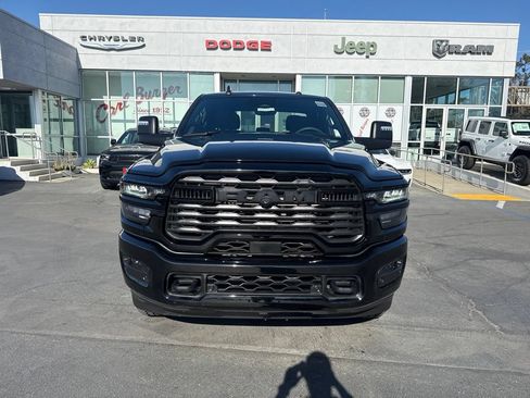 Used 2025 RAM 2500 Big Horn AWD/4WD image 2