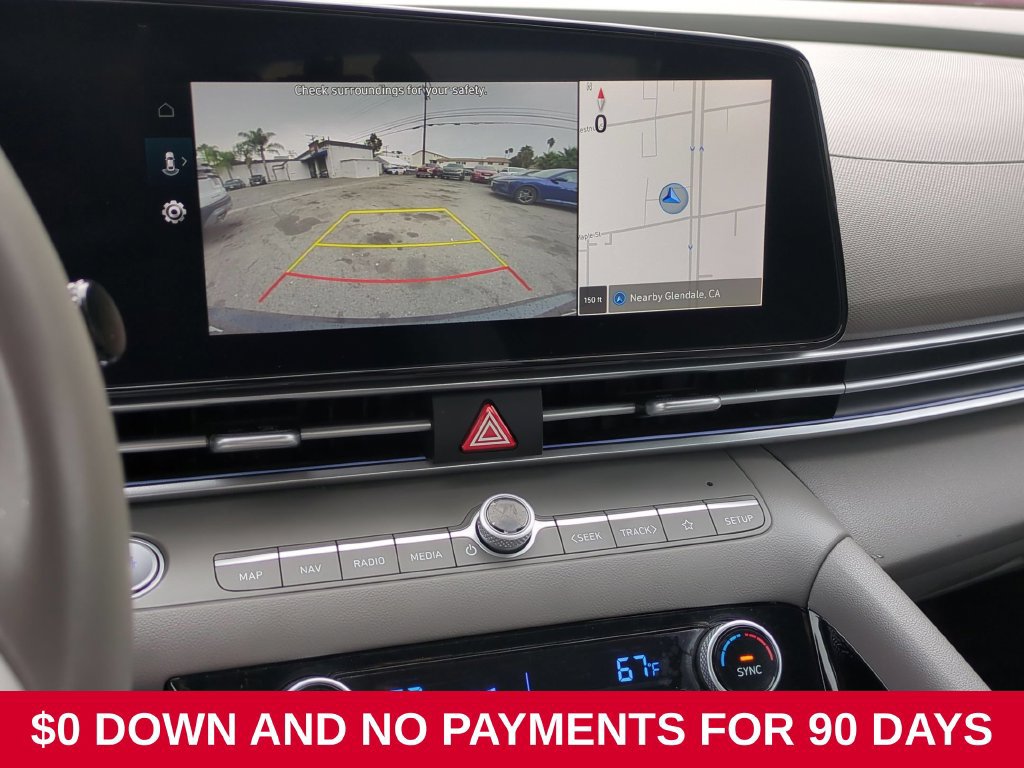 Used 2025 Hyundai Elantra SEL FWD image 18